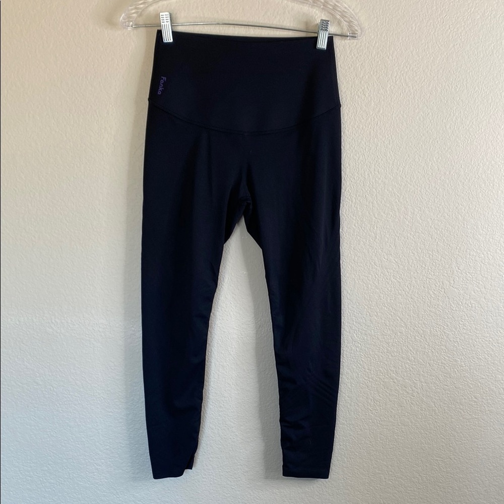 Fanka shapewear leggings black EUC size? See measurements